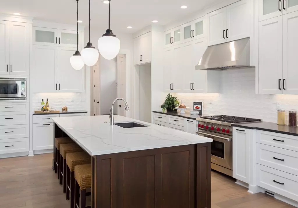 Discover the Best Kitchen Renovation Tips for a Modern Makeover